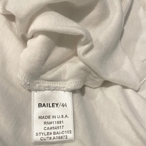 Bailey 44 sleeveless top size medium - Picture 3 of 5